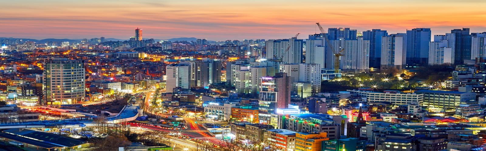 Korean smart cities & factories emerge through the clouds